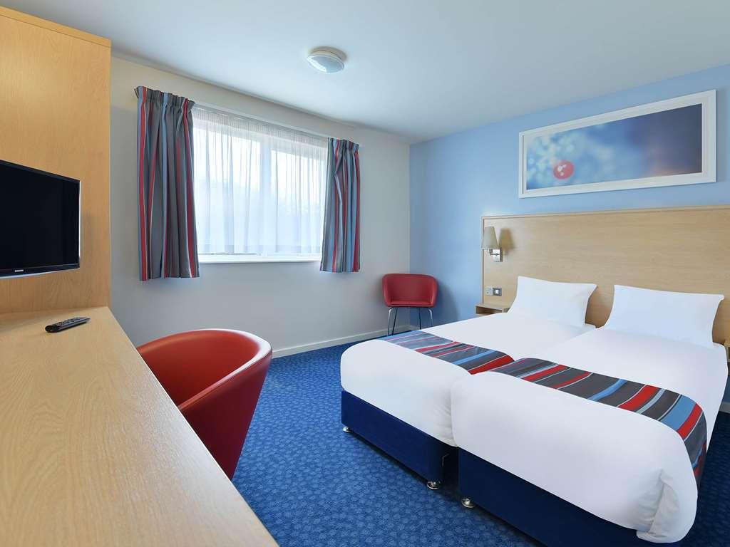 Travelodge Newbury Tot Hill Highclere Номер фото